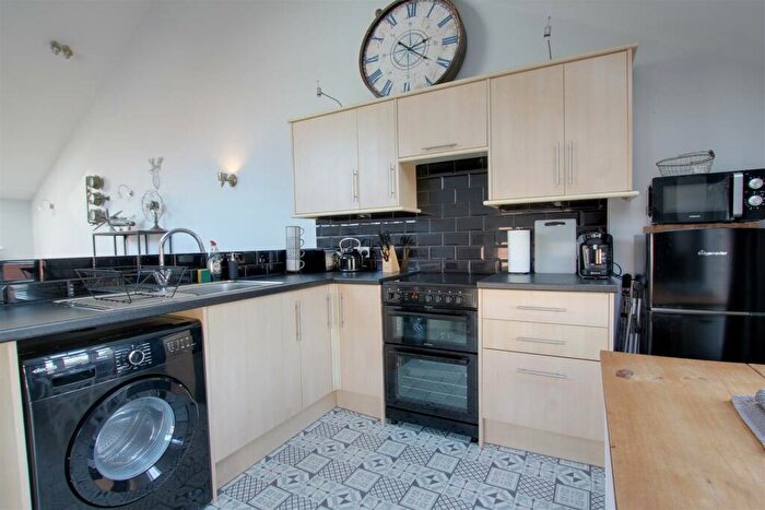 2 Bedroom End Of Terrace House For Sale In South Street, Alford, LN13