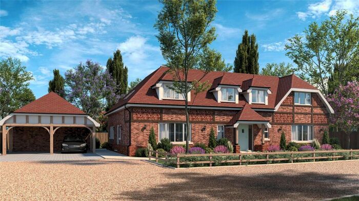 5 Bedroom Detached House For Sale In Browninghill Green, Baughurst, Tadley, Hampshire, RG26