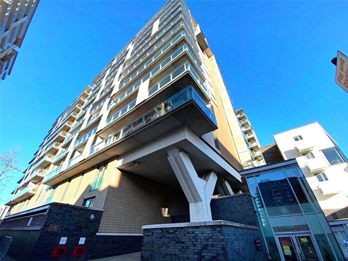 2 Bedroom Apartment To Rent In Spectrum, Block, Blackfriars Road, Salford, M3