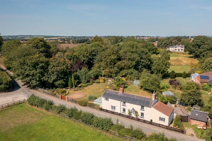 4 Bedroom Cottage For Sale In Langton Road, Norton, Malton, YO17