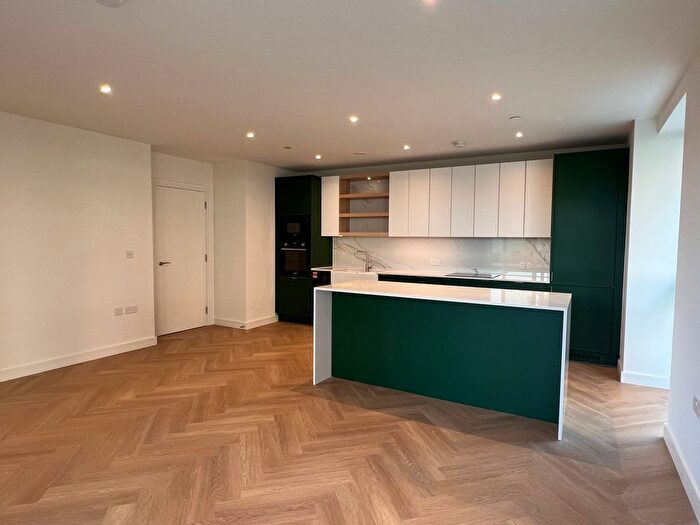 3 Bedroom Flat For Sale In The Hyde, London, NW9