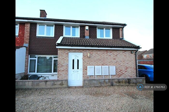 2 Bedroom Flat To Rent In Little Stoke, Bristol, BS34