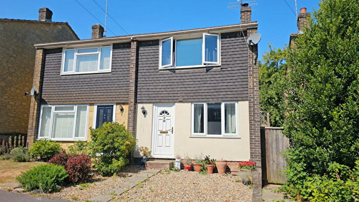 3 Bedroom Semi Detached House For Sale In Falkland Garth, Newbury, RG14