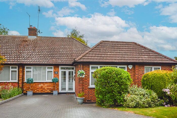4 Bedroom Semi-Detached Bungalow For Sale In Pear Trees, Ingrave, Brentwood, CM13