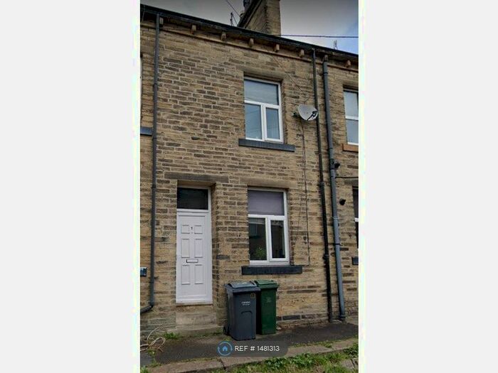 2 Bedroom Terraced House To Rent In Rye Street, Keighley, BD21