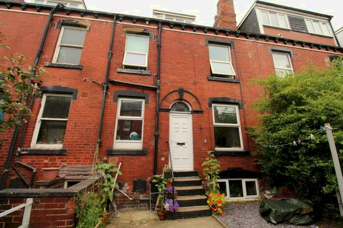 3 Bedroom Terraced House To Rent In Beechwood Mount, Burley, Leeds, LS4