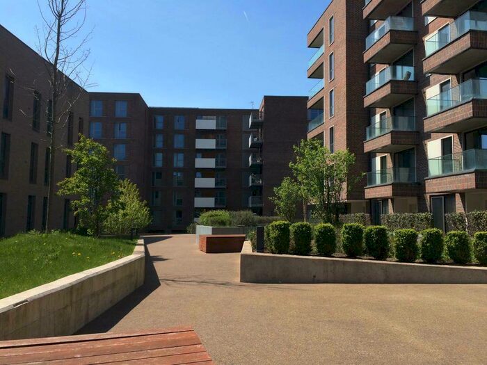 3 Bedroom Apartment To Rent In Connaught Heights, Agnes George Walk, Royal Victoria, London City, London, E16