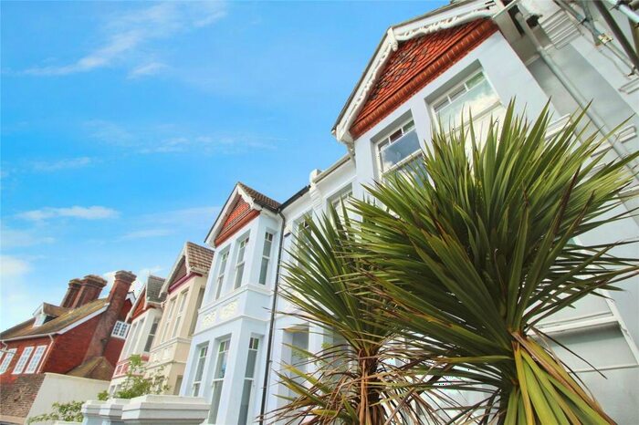 1 Bedroom Flat To Rent In St. Lukes Road, Brighton, East Sussex, BN2