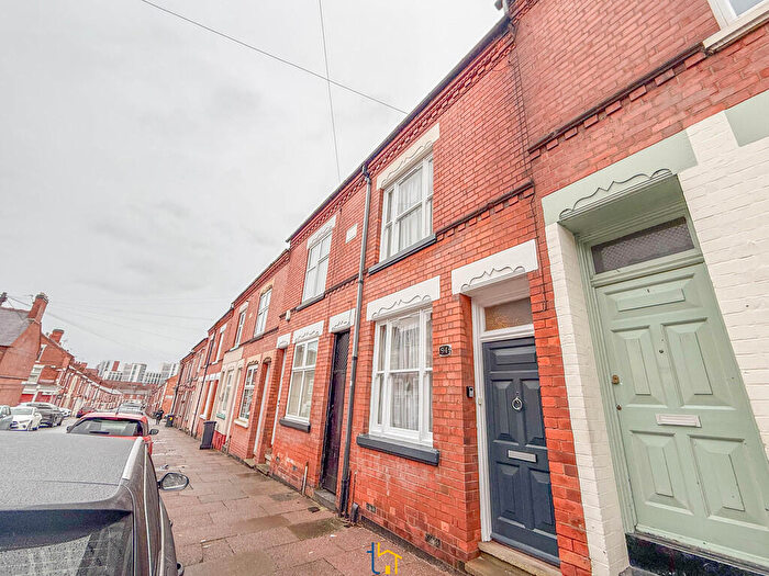 2 Bedroom Terraced House To Rent In Bosworth Street, Leicester, LE3