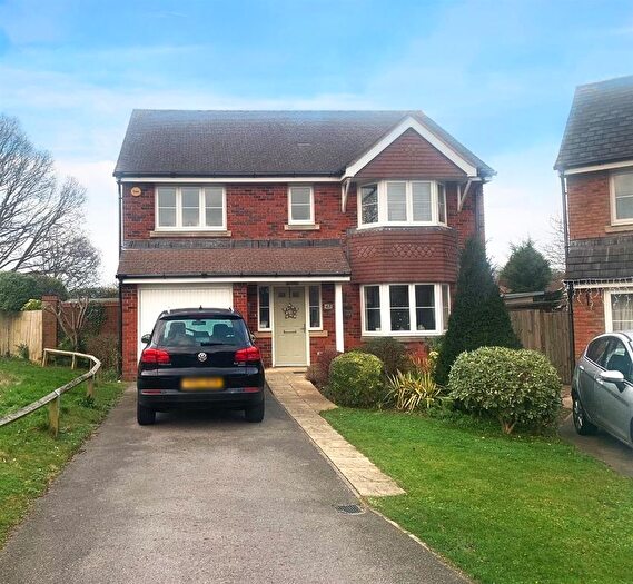 4 Bedroom Detached House To Rent In Bell Davies Road, Hill Head, PO14