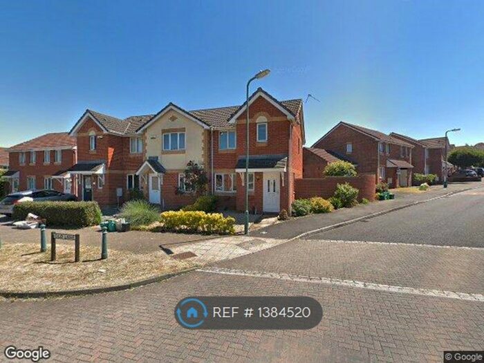 3 Bedroom End Of Terrace House To Rent In Old Lane, Bristol, BS16