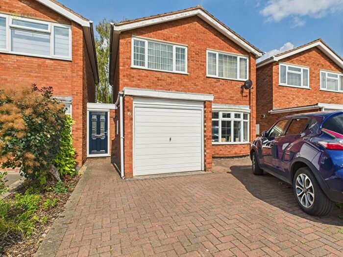 3 Bedroom Detached House For Sale In Mercia Close, Coton Green, B79