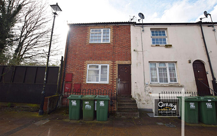 Studio To Rent In |Ref: |, Northam Road, Southampton, SO14