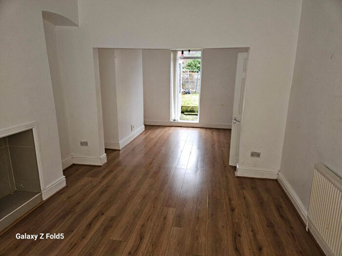 5 Bedroom Terraced House To Rent In Littledale Road, Merseyside, CH44