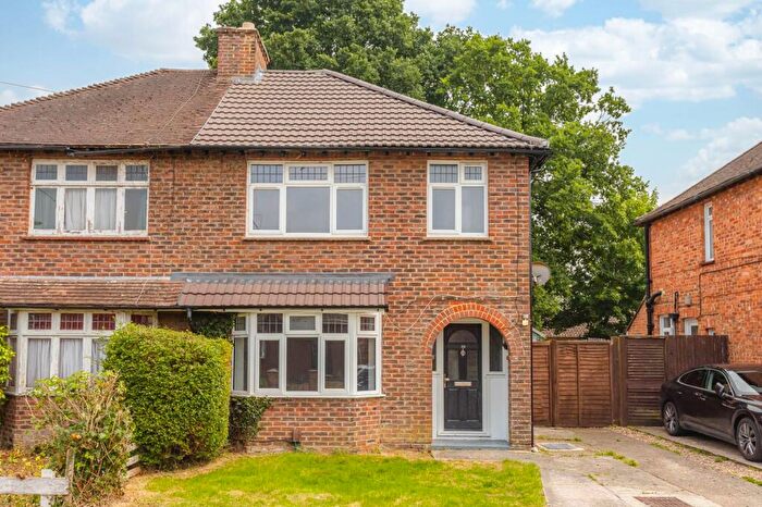 3 Bedroom Semi-Detached House To Rent In Cobbles Crescent, Crawley, RH10