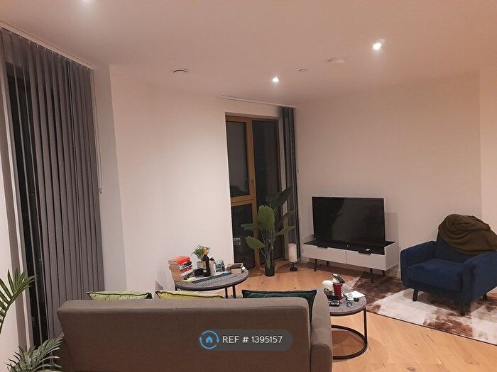 1 Bedroom Flat To Rent In East Apartments, London, N17