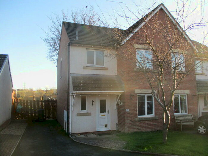 3 Bedroom Semi-Detached House To Rent In Alexandra Drive, Carlisle, CA1