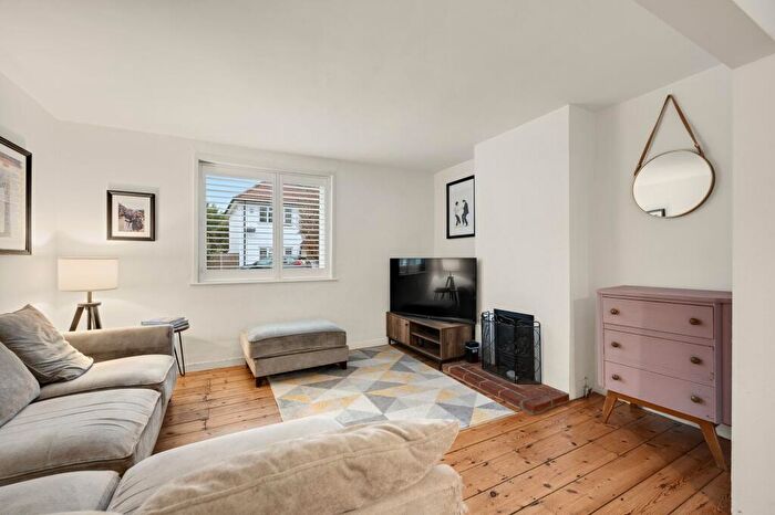 3 Bedroom End Of Terrace House For Sale In Elmcroft Road, Orpington, BR6