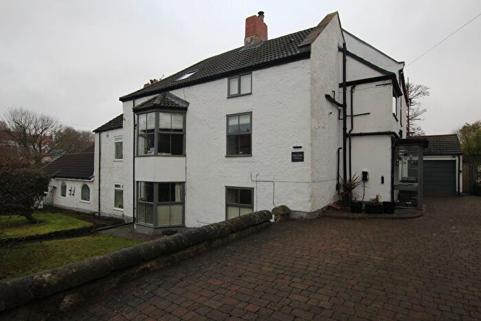 6 Bedroom Semi-Detached House For Sale In Church Street, County Durham, DL17