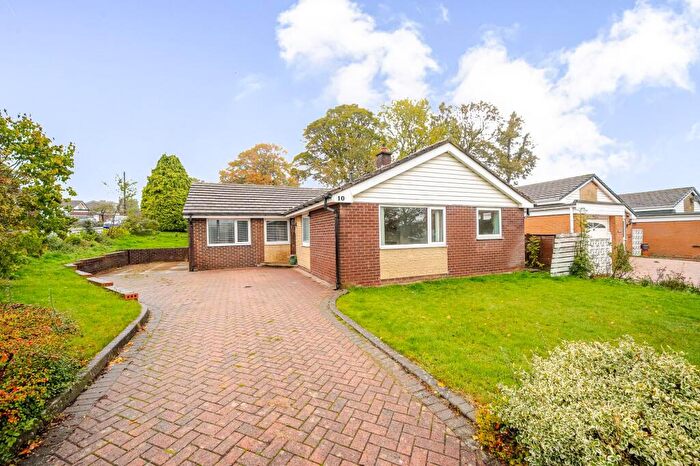 3 Bedroom Detached Bungalow For Sale In Longroyde Grove, Brighouse, HD6