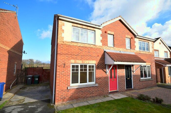 3 Bedroom Semi-Detached House To Rent In Cusworth Grove, Rossington, DN11