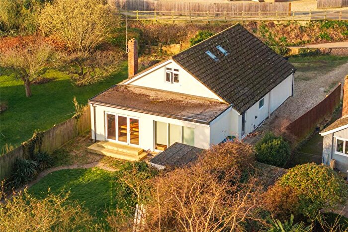 4 Bedroom Bungalow For Sale In Watts Green, Chearsley, Aylesbury, Buckinghamshire, HP18