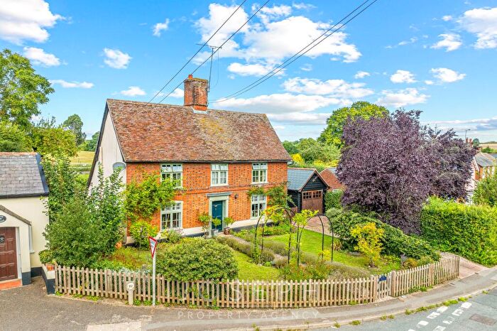4 Bedroom Detached House For Sale In The Street, Washbrook, IP8