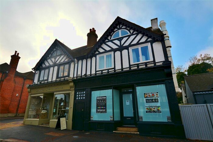 1 Bedroom Flat To Rent In High Street, Bushey, Hertfordshire, WD23