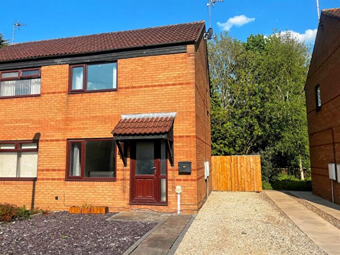 2 Bedroom Semi-Detached House For Sale In The Sycamores, Beverley, HU17