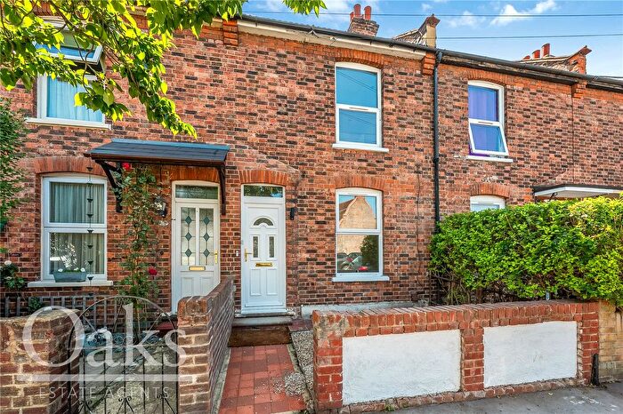 2 Bedroom Terraced House For Sale In Elmers Road, South Norwood, SE25