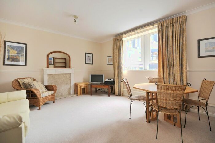 2 Bedroom Flat To Rent In Aldersgate Street, London, EC1A
