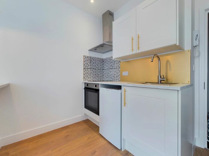 Studio To Rent In Castle Street, Brighton, BN1