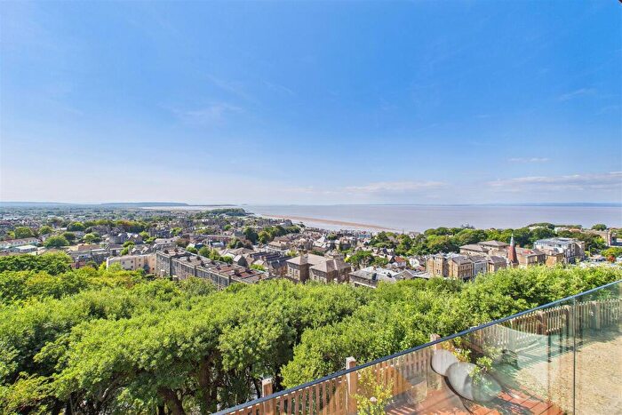 5 Bedroom Detached House For Sale In Prime Position On Clevedon Hillside, BS21