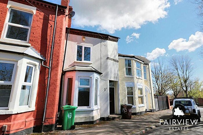 2 Bedroom Terraced House For Sale In Lees Hill Street, Nottingham, NG2