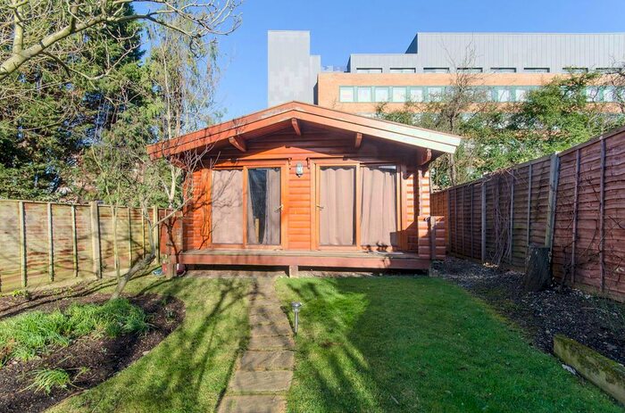 Studio To Rent In Brunswick Road, Ealing, London, W5