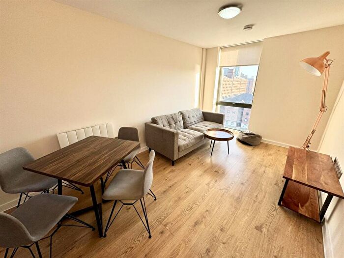 1 Bedroom Apartment To Rent In Jesse Hartley Way, Liverpool, L3