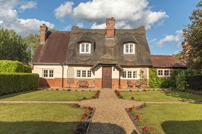 4 Bedroom Detached House For Sale In Church Road, Yelverton, NR14