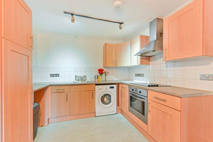 1 Bedroom Flat To Rent In Northwick Road, Alperton, Wembley, HA0