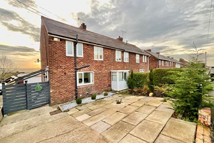 3 Bedroom Semi-Detached House For Sale In Larch Road, Maltby, Rotherham, S66