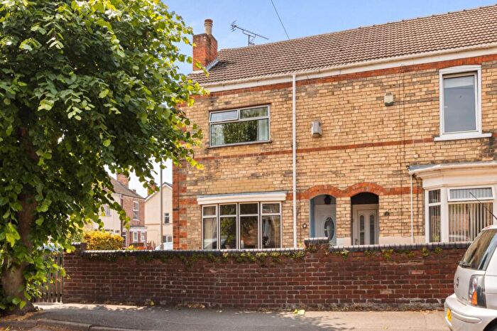 2 Bedroom Semi-Detached House For Sale In Hotspur Road, Gainsborough, DN21