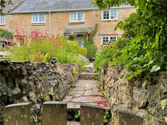 4 Bedroom Semi-Detached House For Sale In Drimpton Road, Broadwindsor, Beaminster, Dorset, DT8