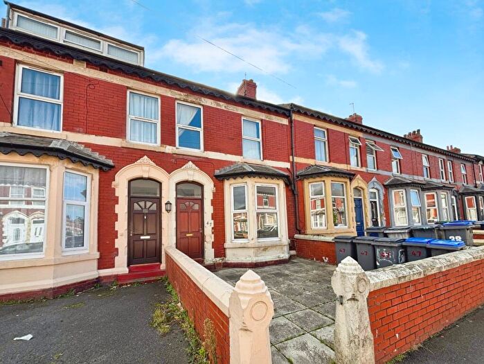 3 Bedroom Terraced House For Sale In Chesterfield Road, Blackpool, Lancashire, FY1