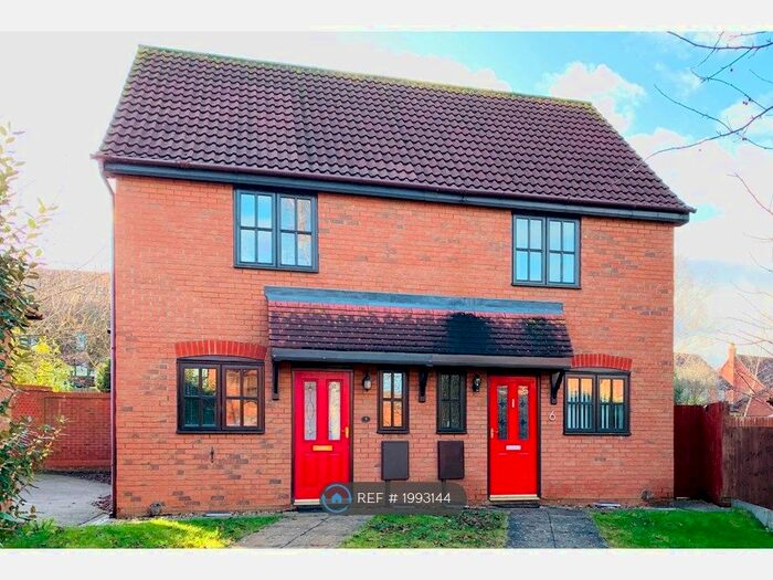 2 Bedroom Semi-Detached House To Rent In Welsummer Grove, Milton Keynes, MK5