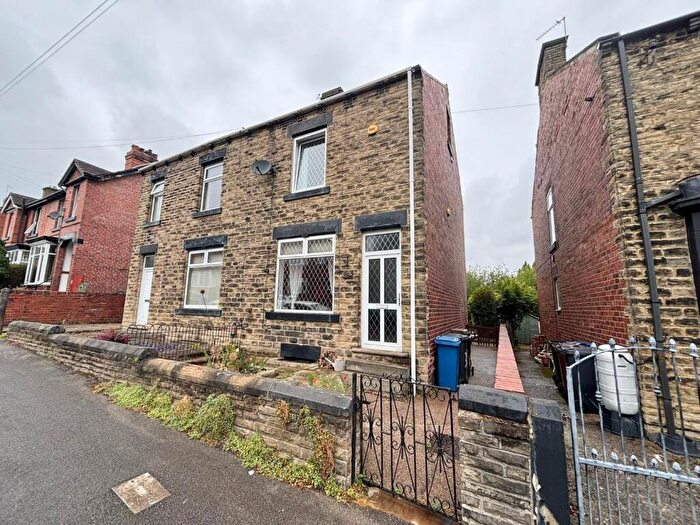 3 Bedroom Semi-Detached House For Sale In Bond Road, Barnsley, S75