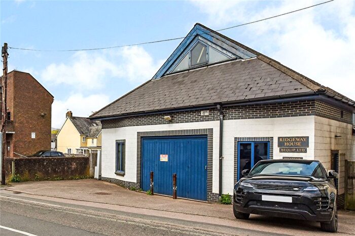 Detached House For Sale In Station Road, Liphook, Hampshire, GU30