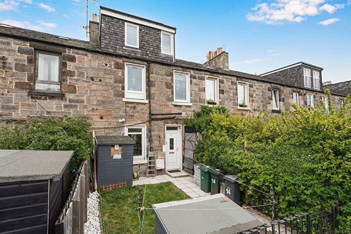 2 Bedroom Flat For Sale In Ashville Terrace, Edinburgh, EH6