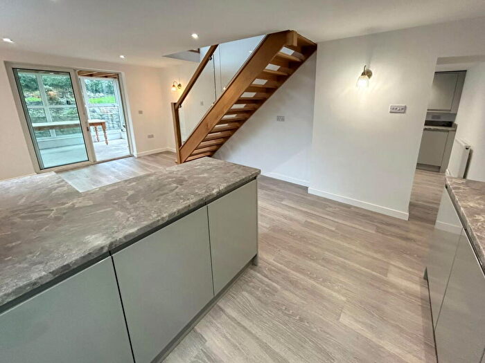 1 Bedroom Cottage For Sale In Shrubbery Cottage, Horton, Gower, SA3