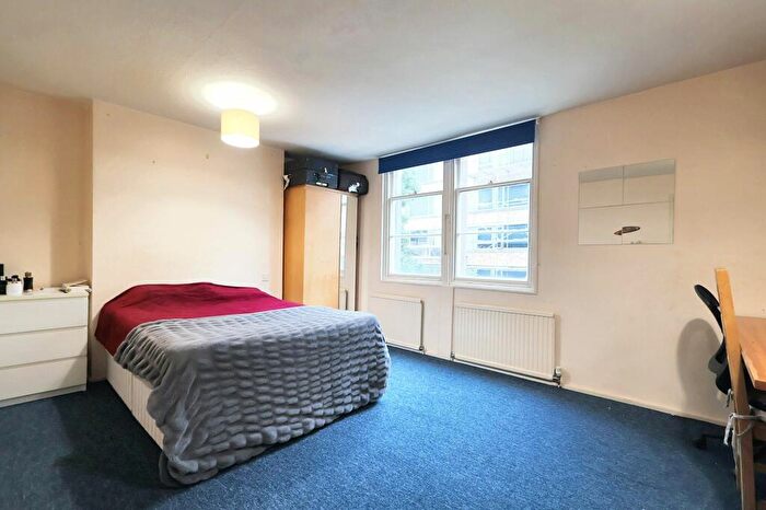 6 Bedroom Terraced House To Rent In Clarence Place, Bristol, BS2