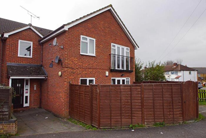 1 Bedroom Flat To Rent In Bower Court, Cippenham, SL1