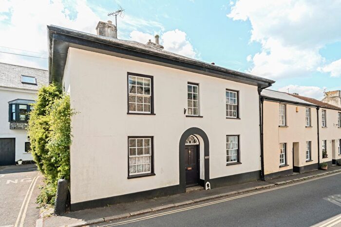 3 Bedroom End Of Terrace House For Sale In Moretonhampstead, Devon, TQ13